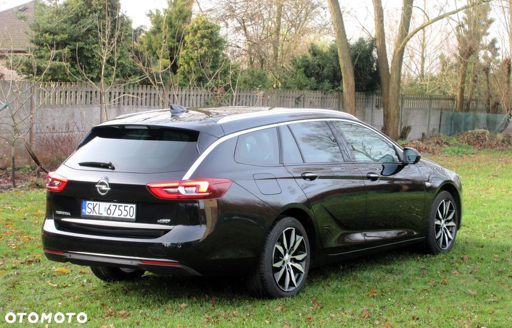 Opel Insignia 1.5 T Exclusive S&S - 8