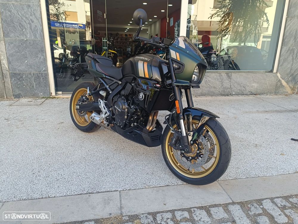 Suzuki GSX 8 TT desde 142€ mês - 7