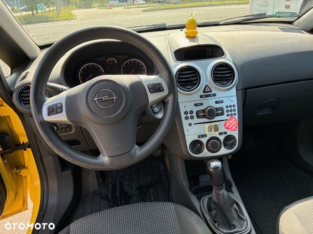 Opel Corsa 1.0 12V Essentia - 9