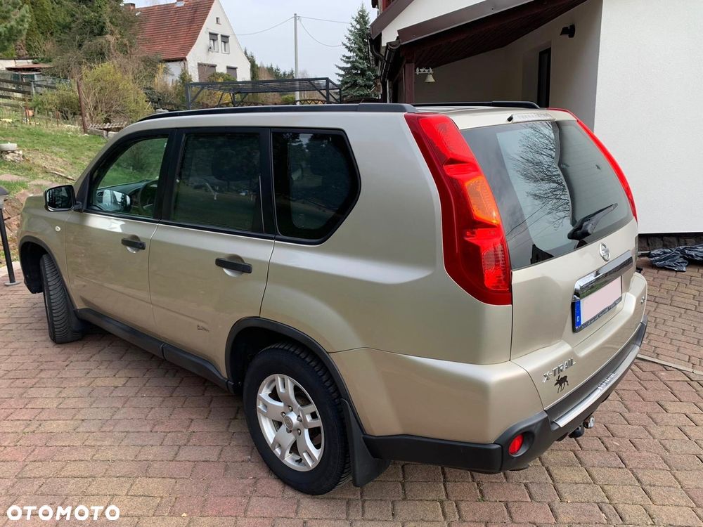 Nissan X-Trail 2.0 dCi 4x4 DPF LE - 4
