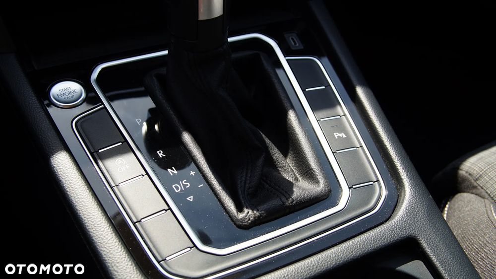 Volkswagen Passat 1.5 TSI EVO Business DSG - 21