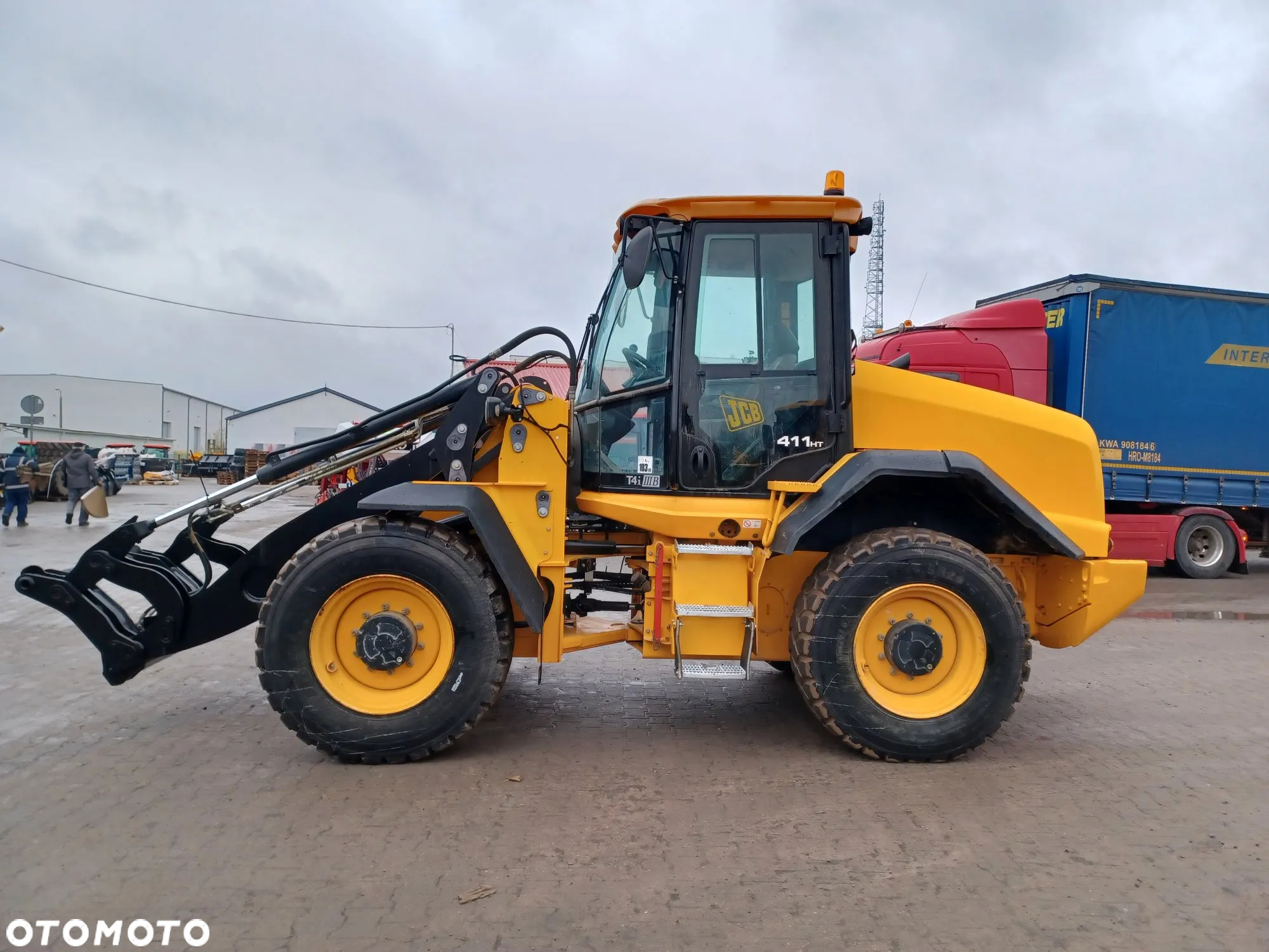 JCB 411 - 7