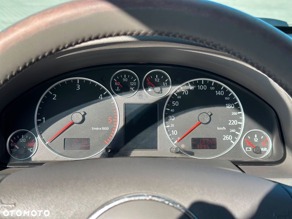 Audi A6 Limousine 1.9 TDI - 11