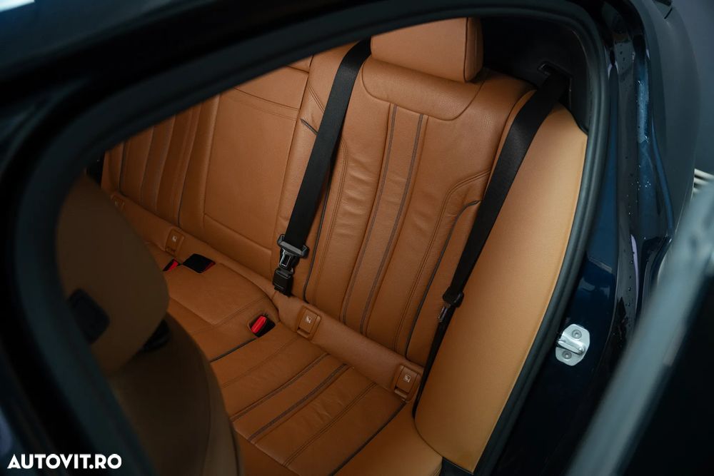 BMW Seria 5 520d xDrive AT - 20