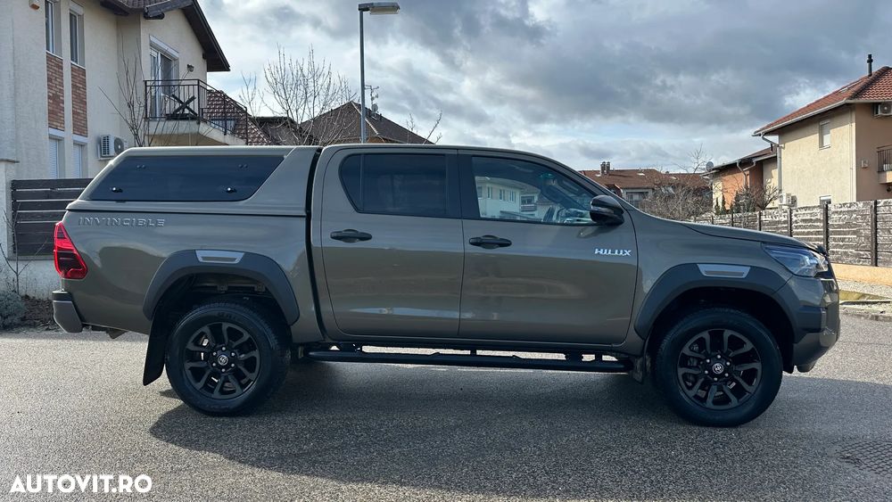 Toyota Hilux 2.8D 204CP 4x4 Double Cab AT Invincible Color Edition - 14