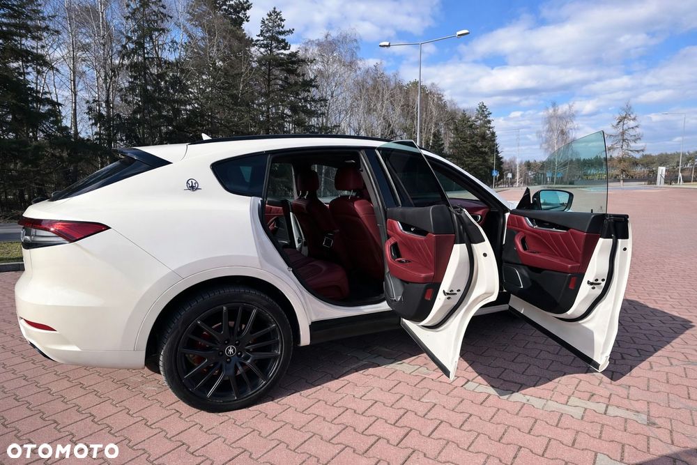 Maserati Levante Modena S - 13