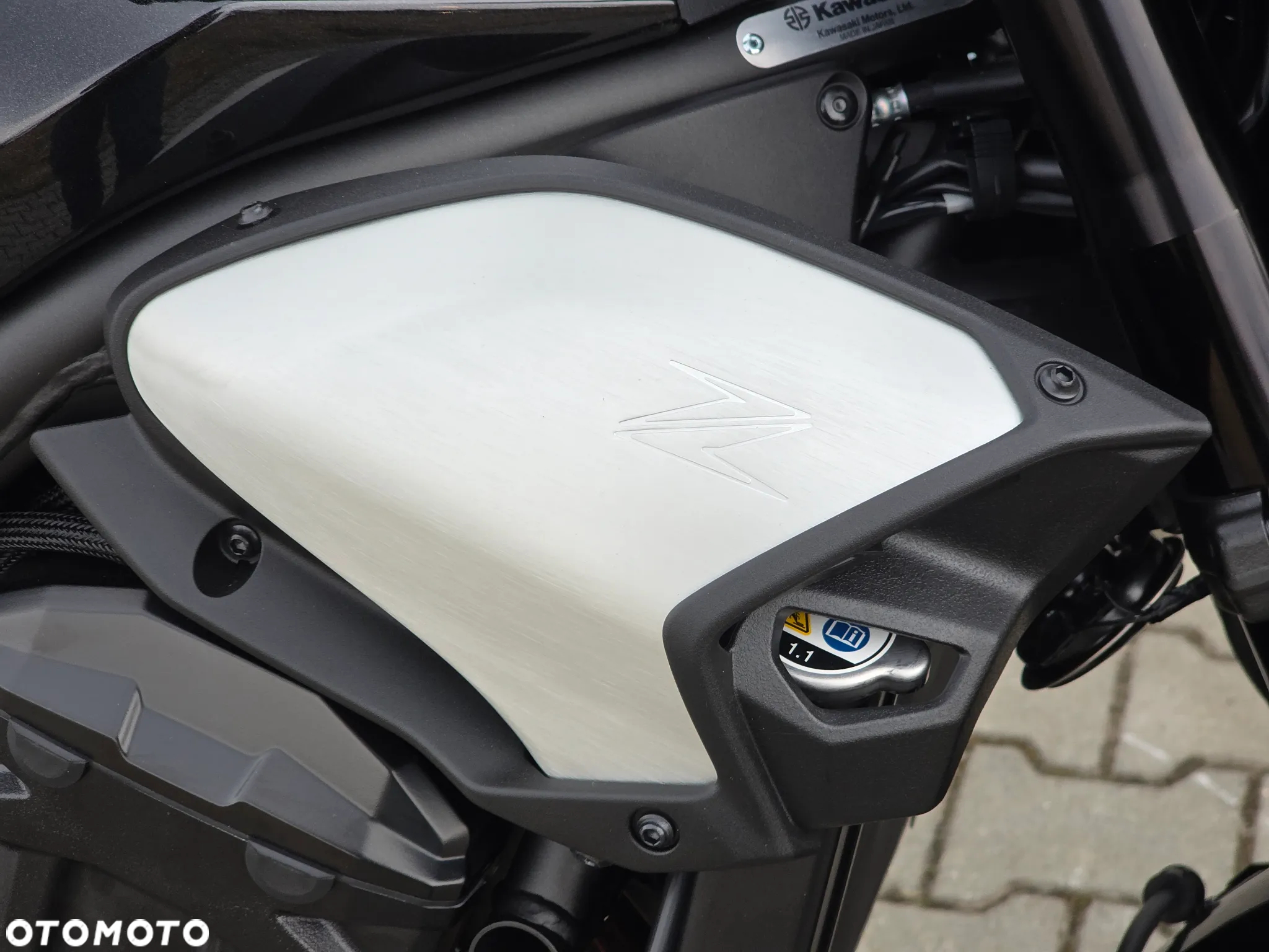 Kawasaki Z 900 - 8