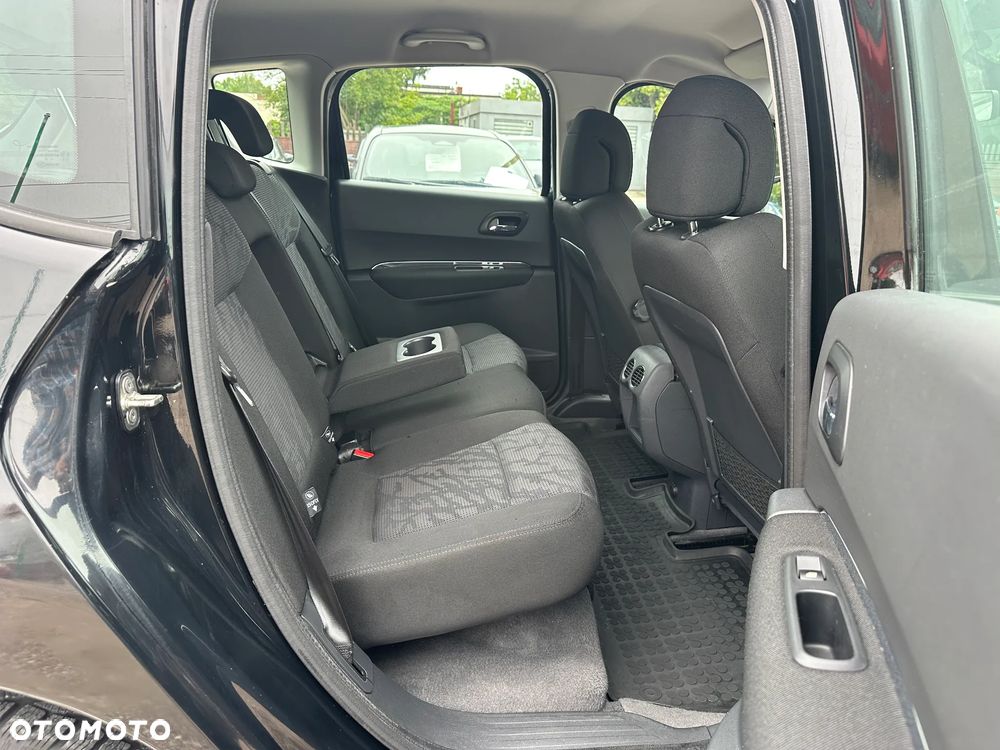 Peugeot 3008 - 31