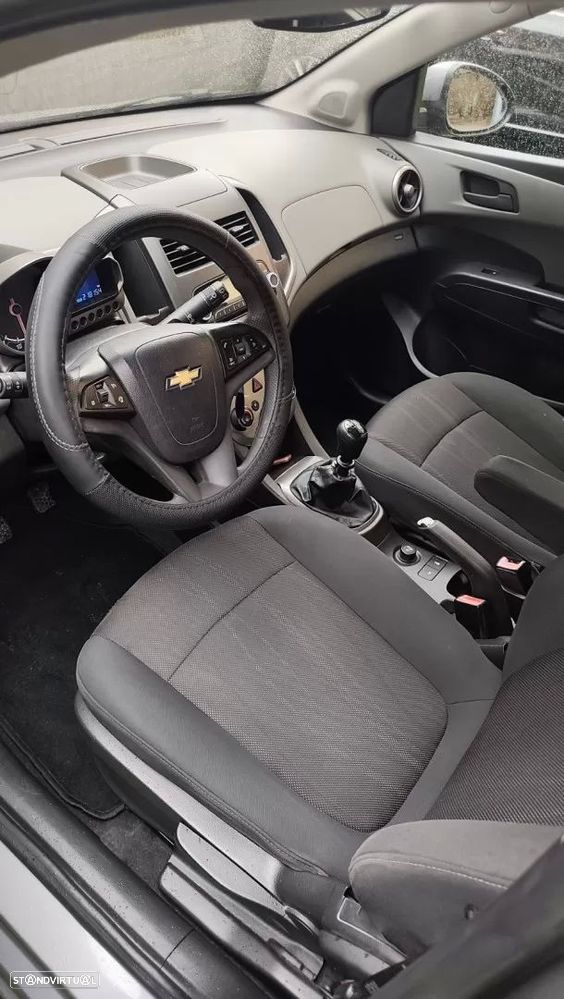 Chevrolet Aveo 1.3 VCDi LT - 8