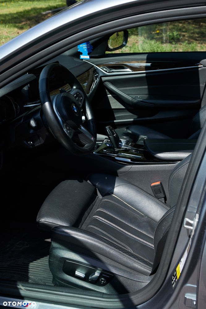 BMW Seria 5 540i xDrive M Sport sport - 27