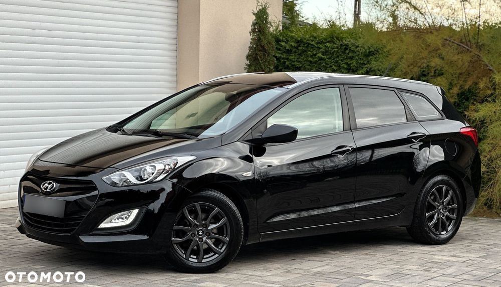 Hyundai i30 1.6 CRDI Fifa World Cup Edition - 11