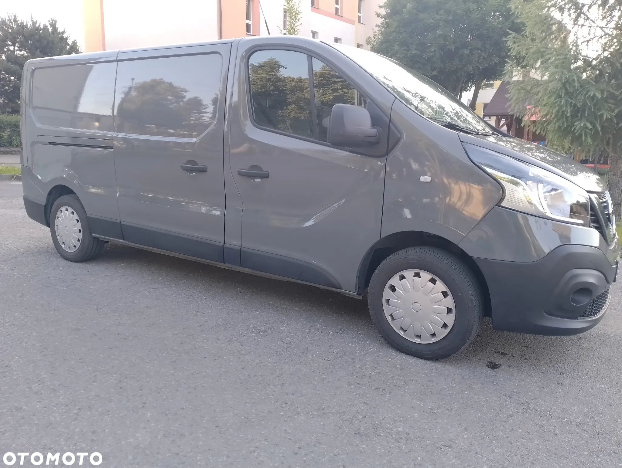 Nissan NV300 - 4