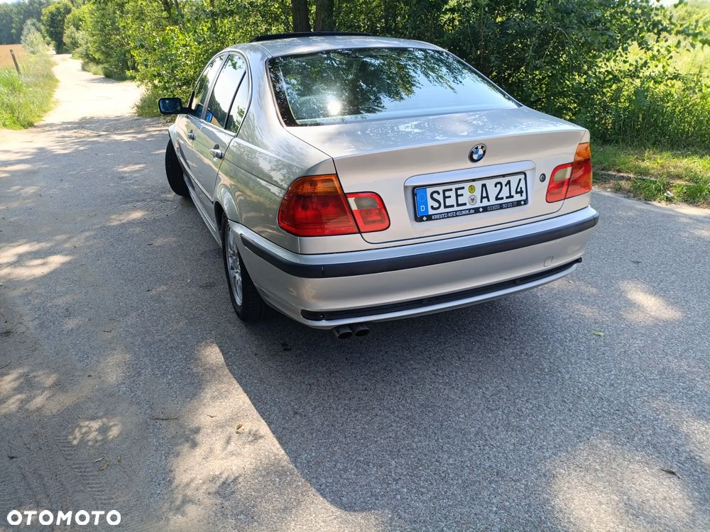 BMW Seria 3 - 10