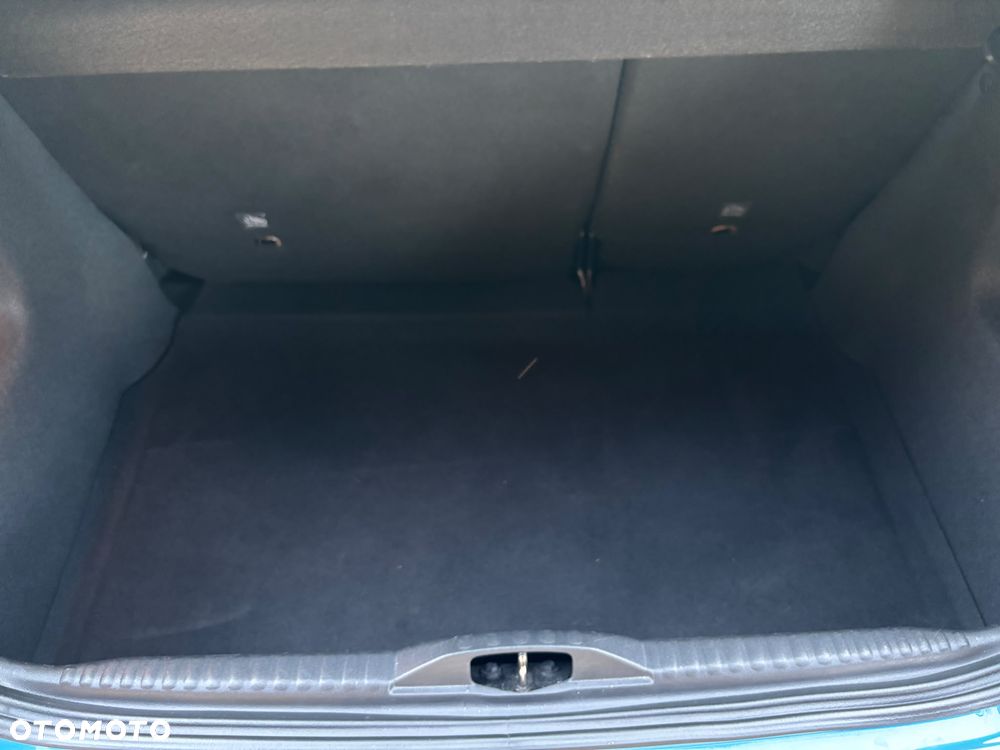 Citroën C3 Pure Tech 82 SHINE - 34