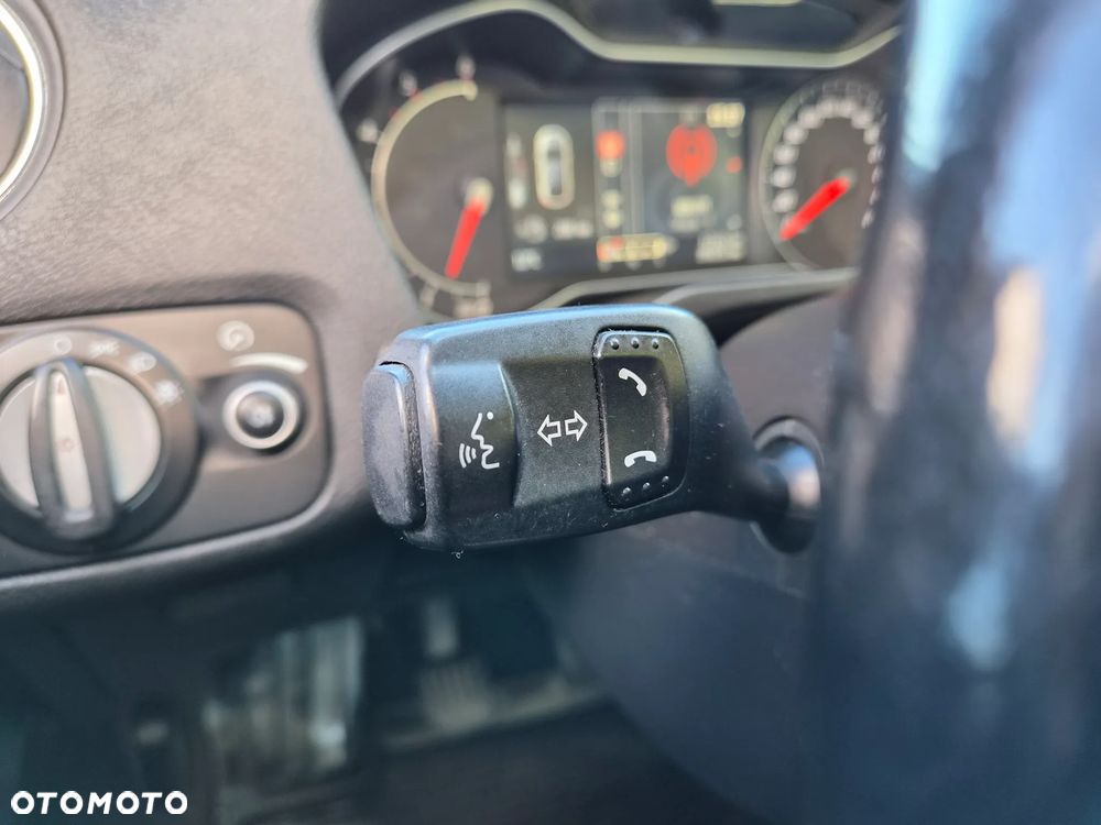 Ford Mondeo - 17