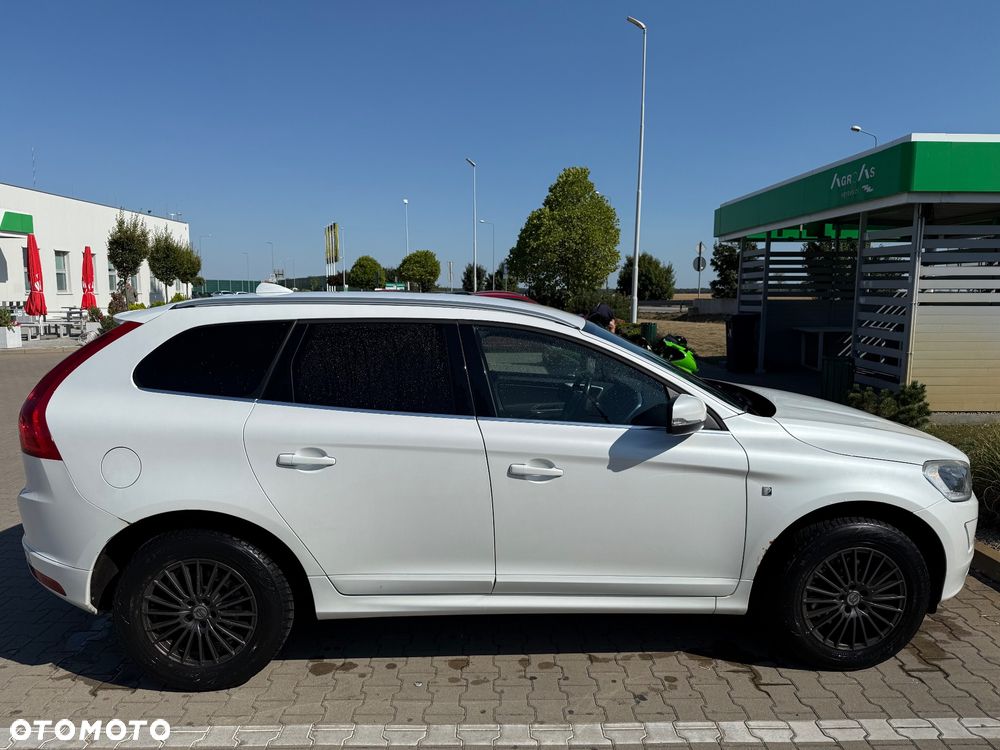Volvo XC 60 D4 AWD Ocean Race - 3