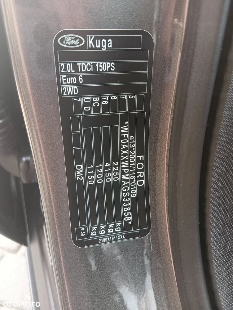 Ford Kuga - 12