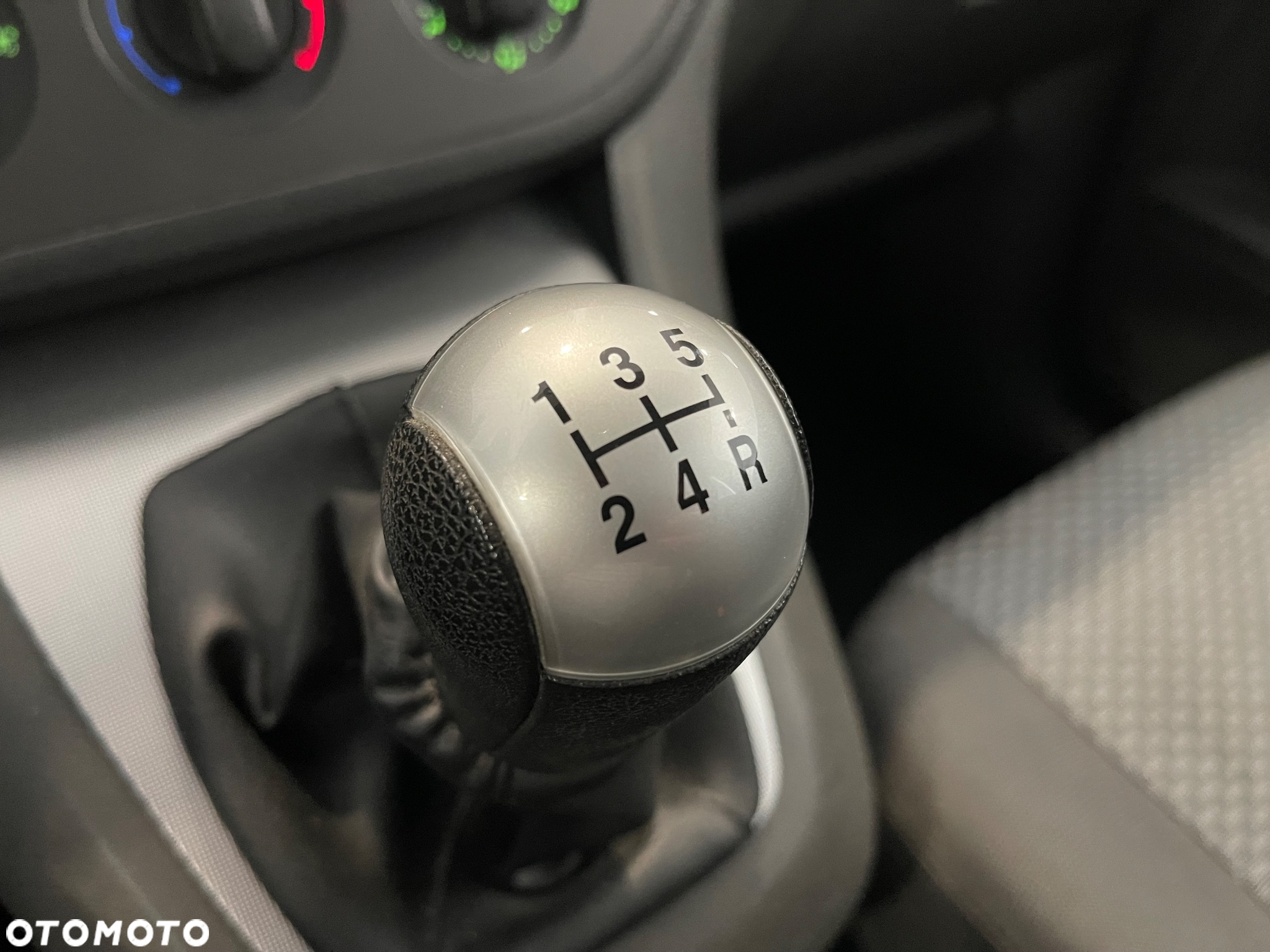 Ford Focus C-Max 1.6 Trend - 17