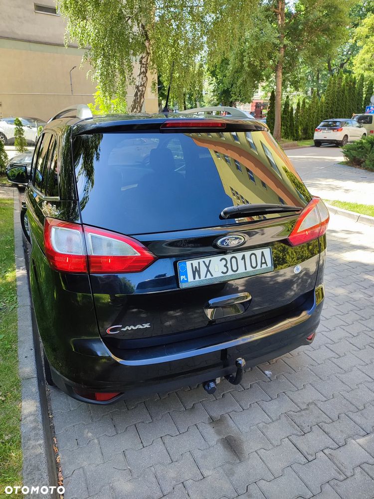 Ford Grand C-MAX - 16