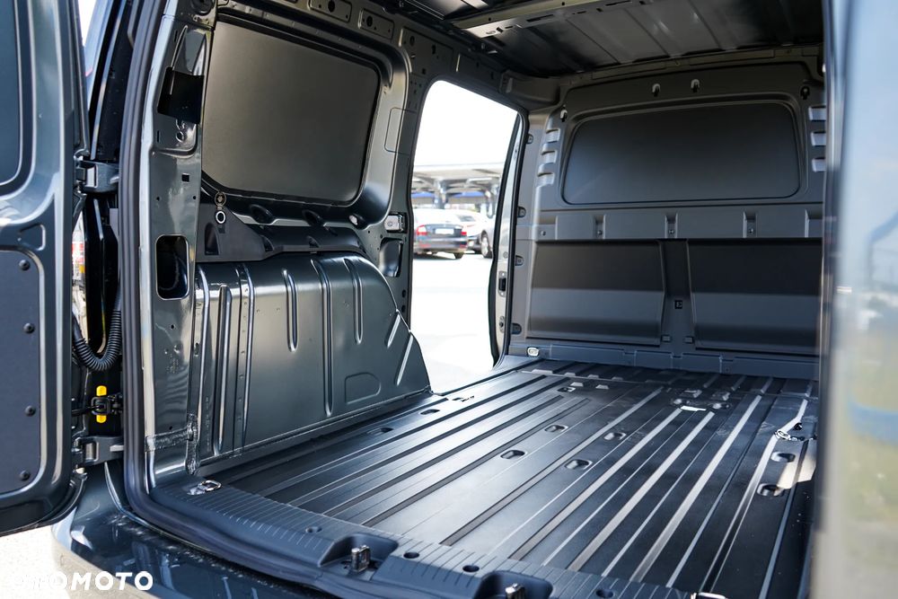 Volkswagen Caddy Cargo - 16