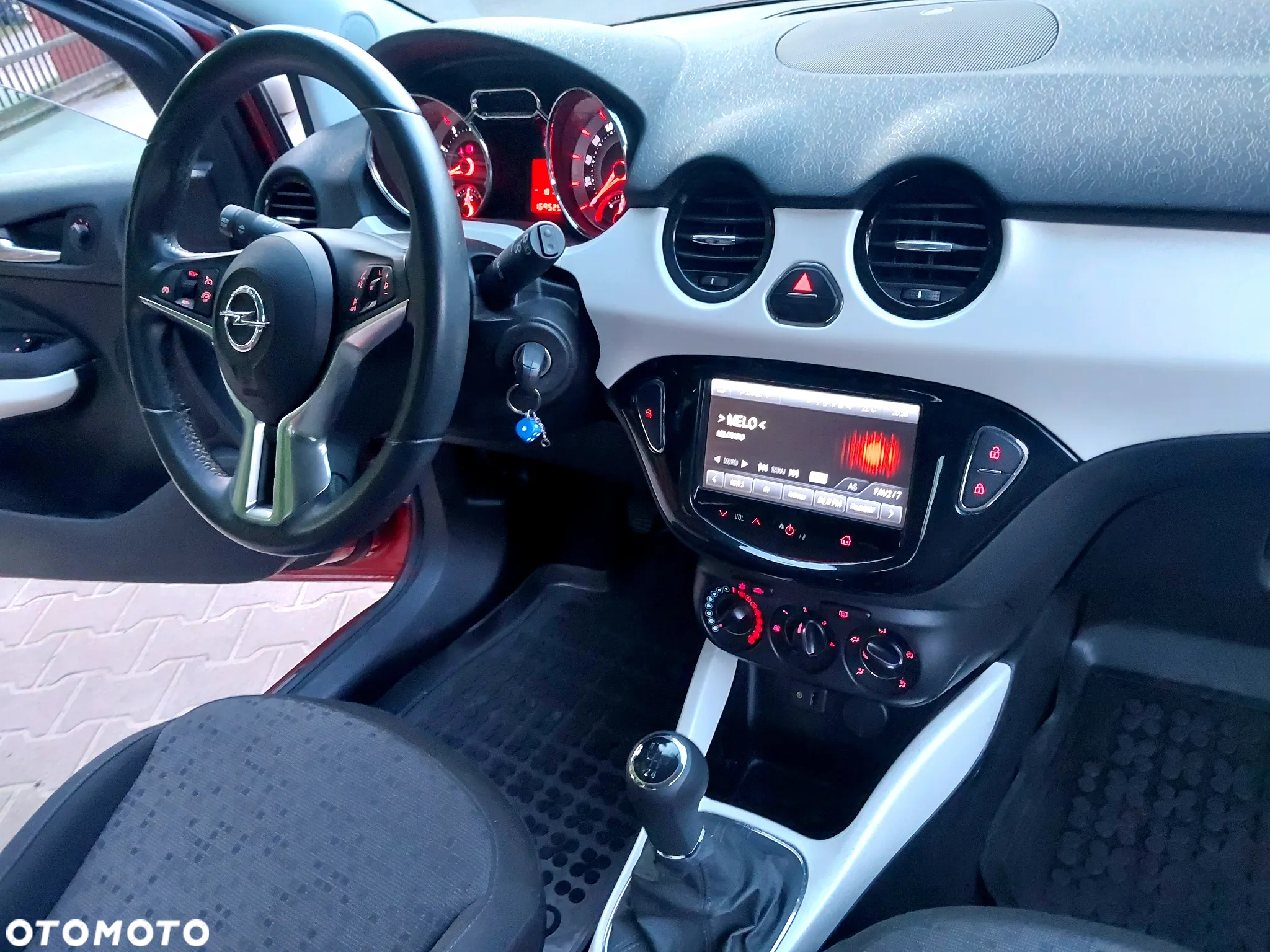 Opel Adam 1.2 120 Jahre - 5