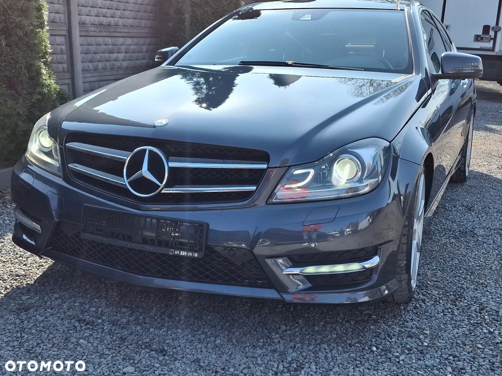 Mercedes-Benz Klasa C 250 CDI 7G-TRONIC Edition - 17