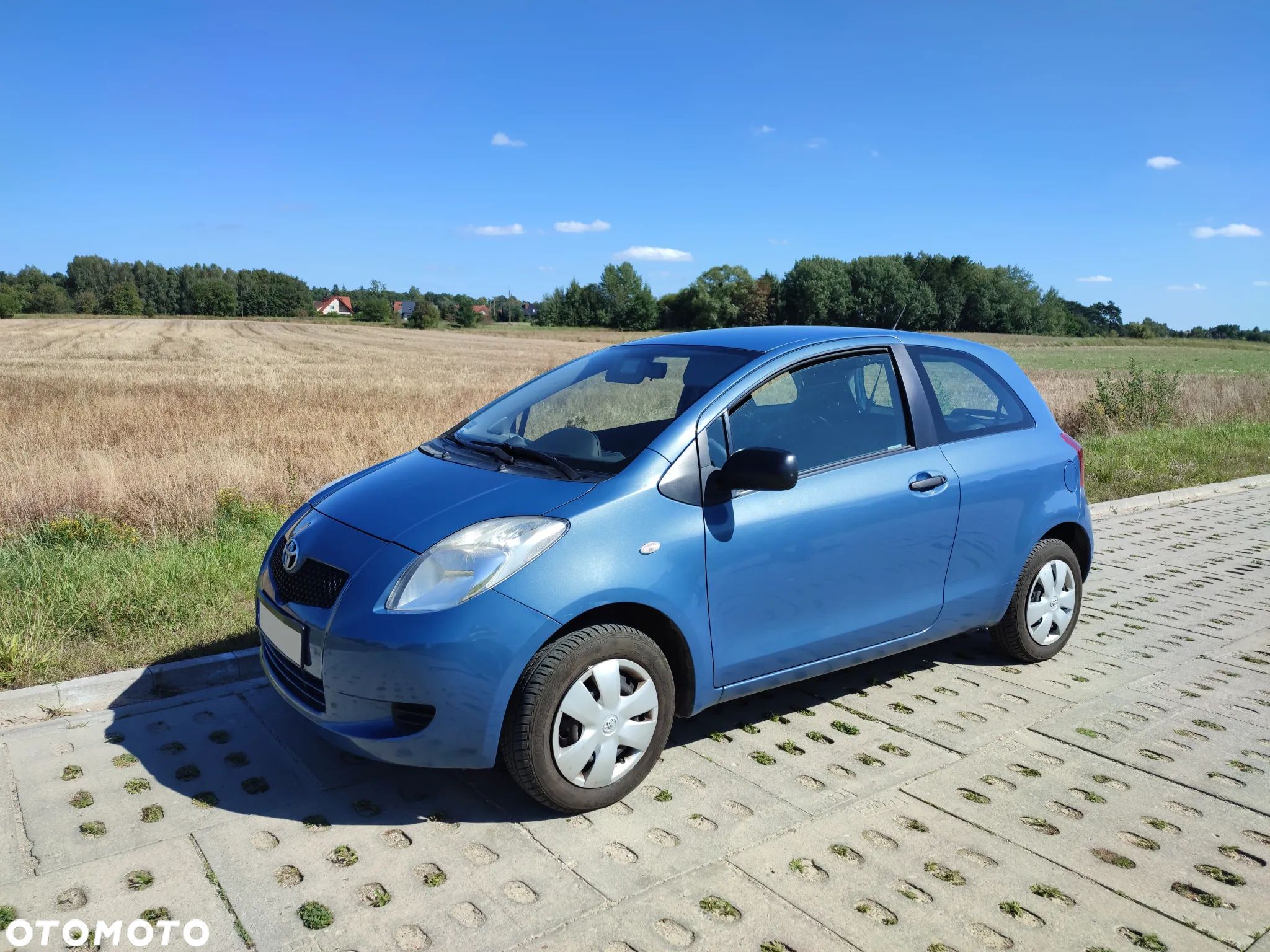 Toyota Yaris 1.0 Luna - 1