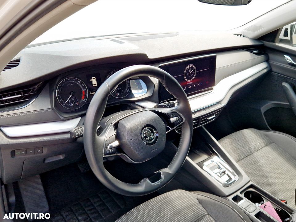 Skoda Octavia 2.0 TDI DSG Ambition - 18