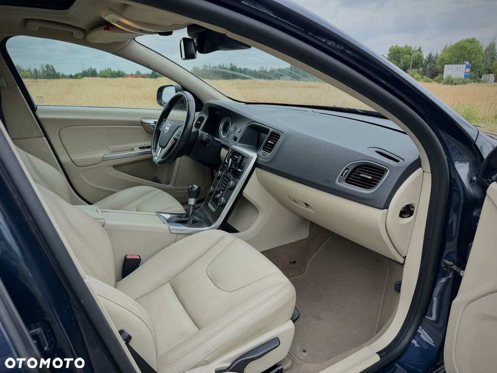 Volvo S60 D4 Summum - 9