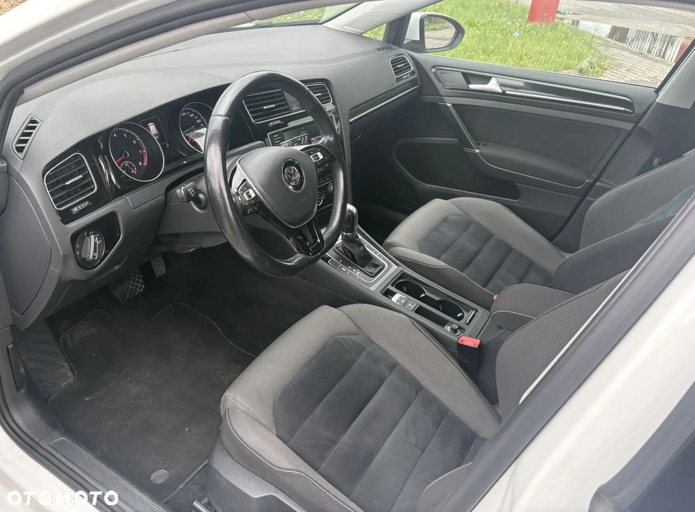 Volkswagen Golf 1.4 TSI BMT Highline DSG - 9