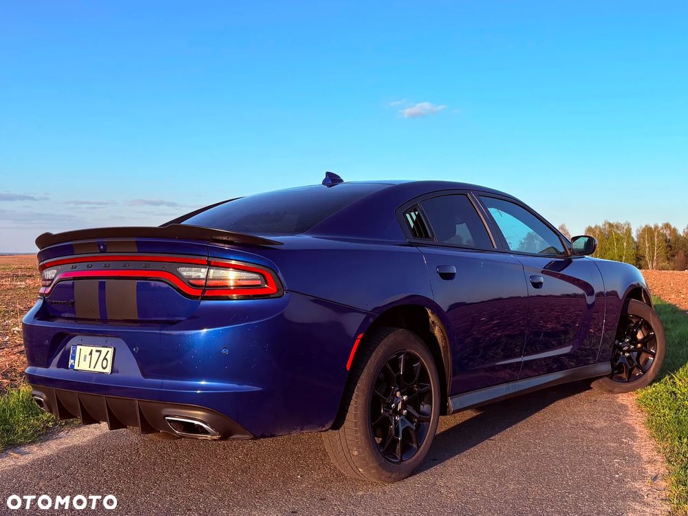 Dodge Charger 3.6 SXT AWD - 9
