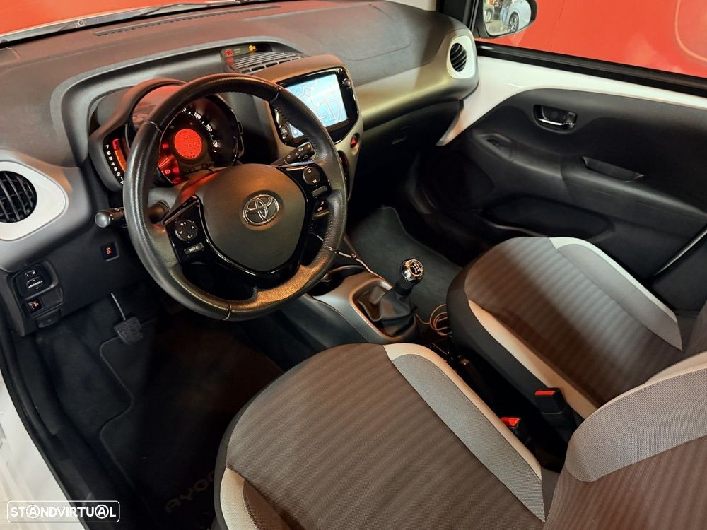 Toyota Aygo 1.0 X-Play+X-Touch - 7