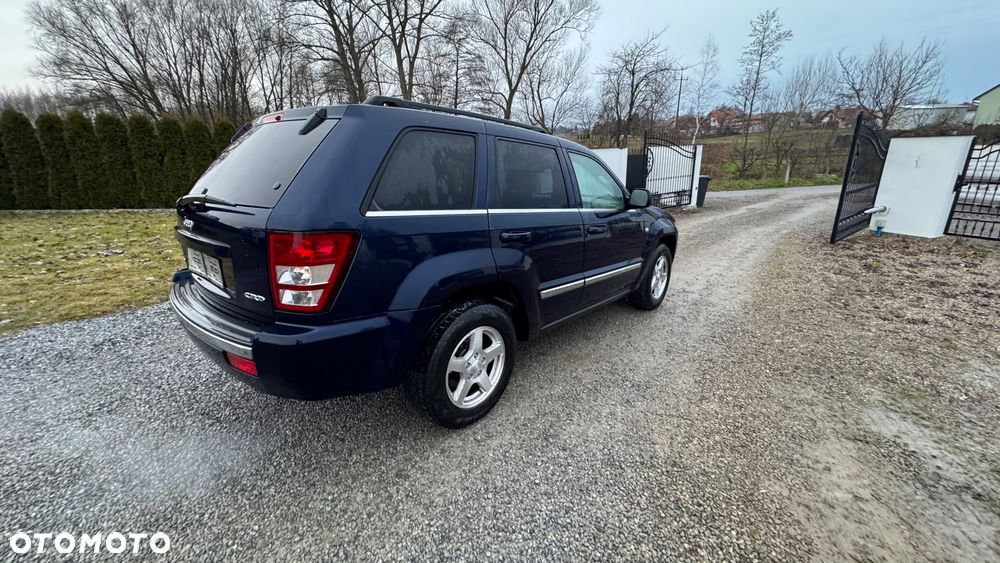 Jeep Grand Cherokee - 4