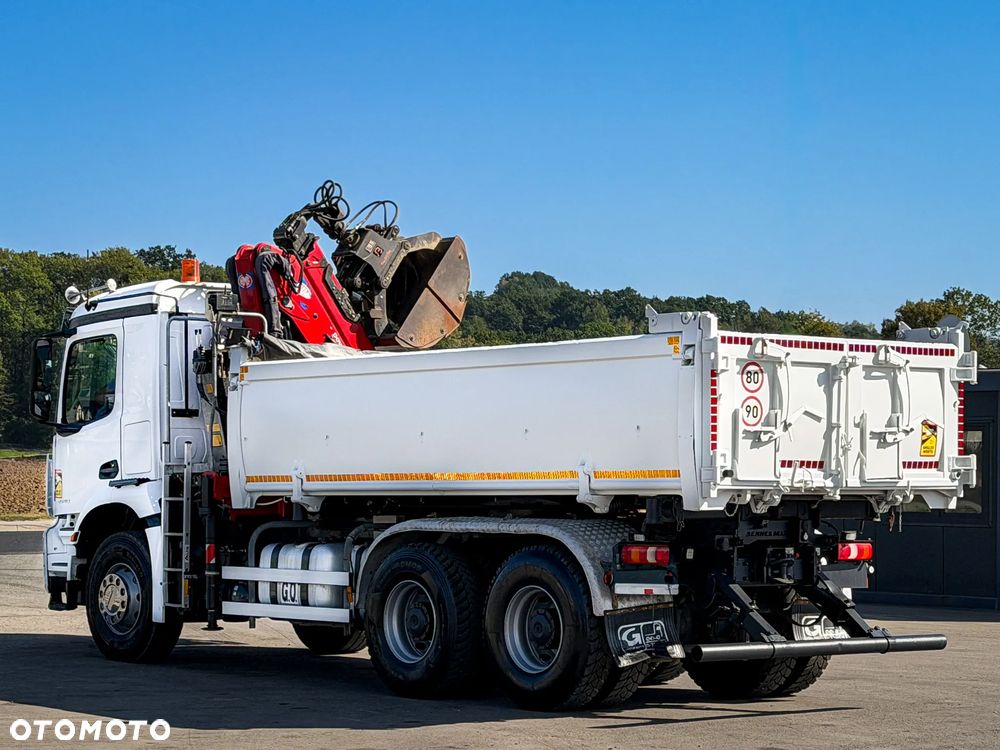 Mercedes-Benz Arocs 2640 * Wywrotka 5,00 m / HMF 1643 Z2 + Pilot / Bordmatic / 6x4! - 9