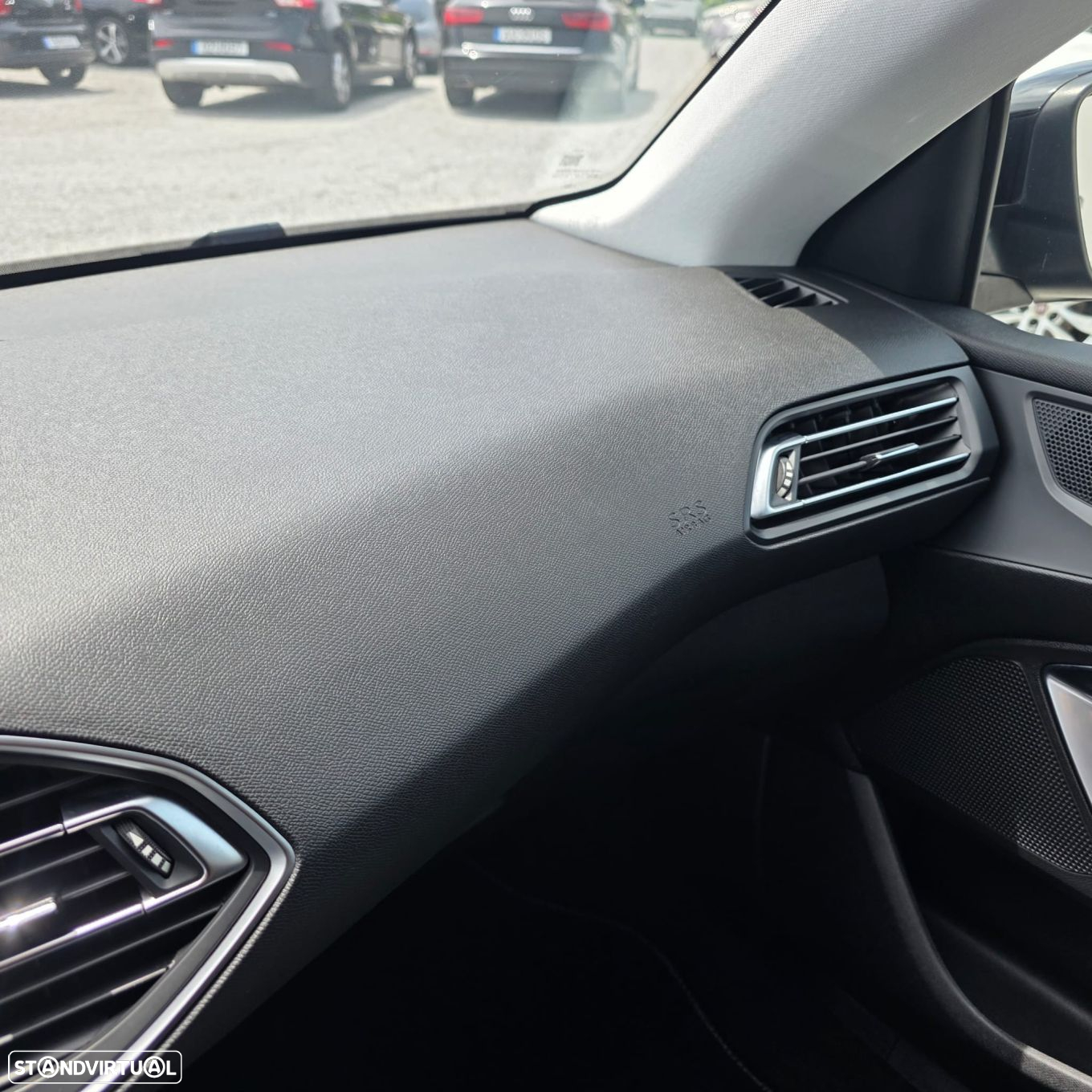 Peugeot 308 SW 1.5 BlueHDi Active - 26