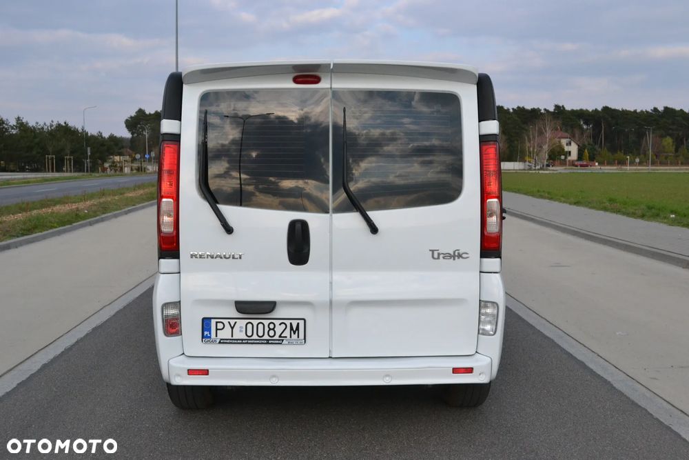 Renault Trafic - 9