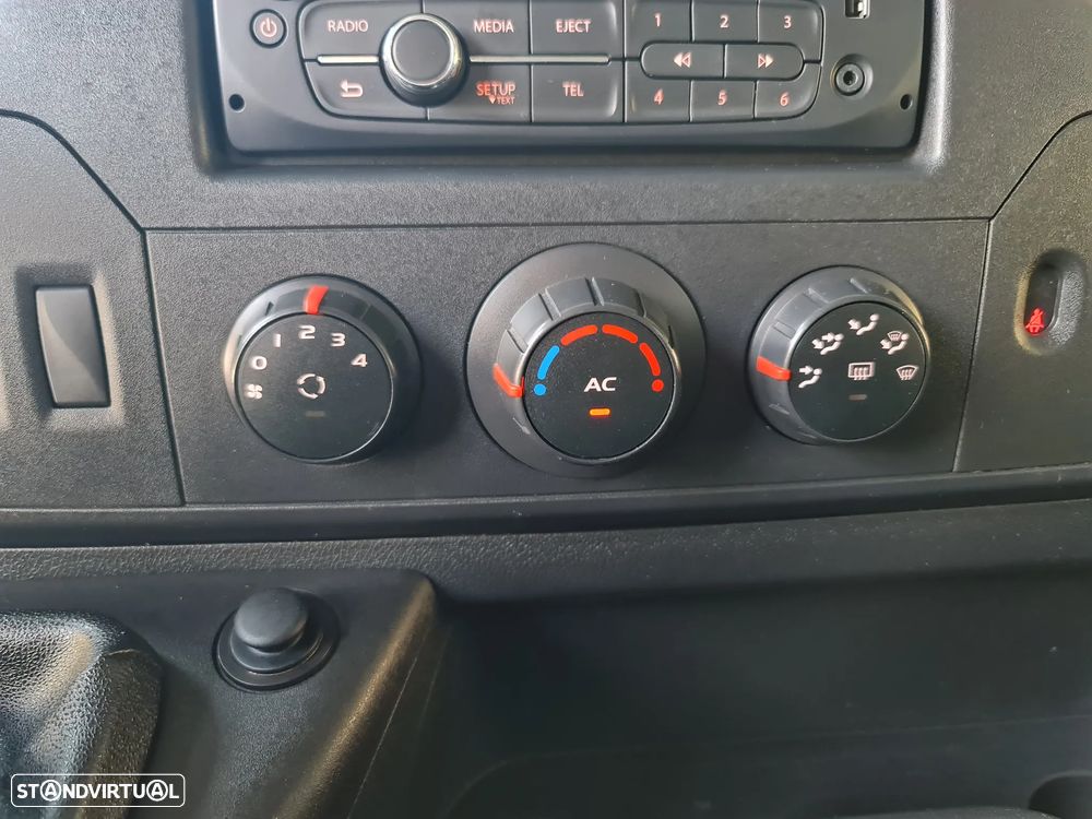 Renault Master L2H2 2.3 dCi 125cv – 7 Lugares – c/ IVA Dedutível - 30