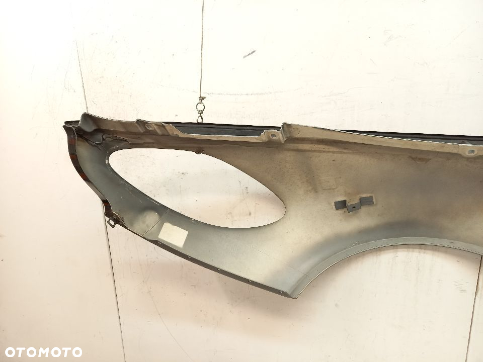 Aston Martin Vantage Błotnik Prawy przedni przod - 12