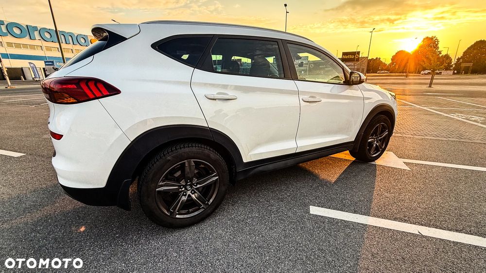 Hyundai Tucson 1.6 CRDi Comfort 2WD DCT - 17