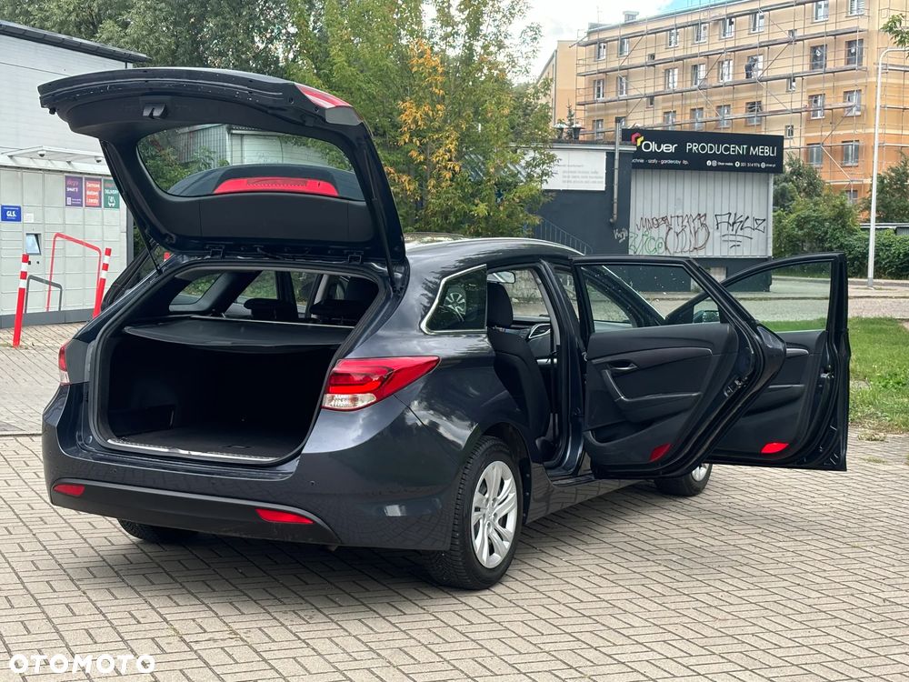 Hyundai i40 1.6 Comfort - 12