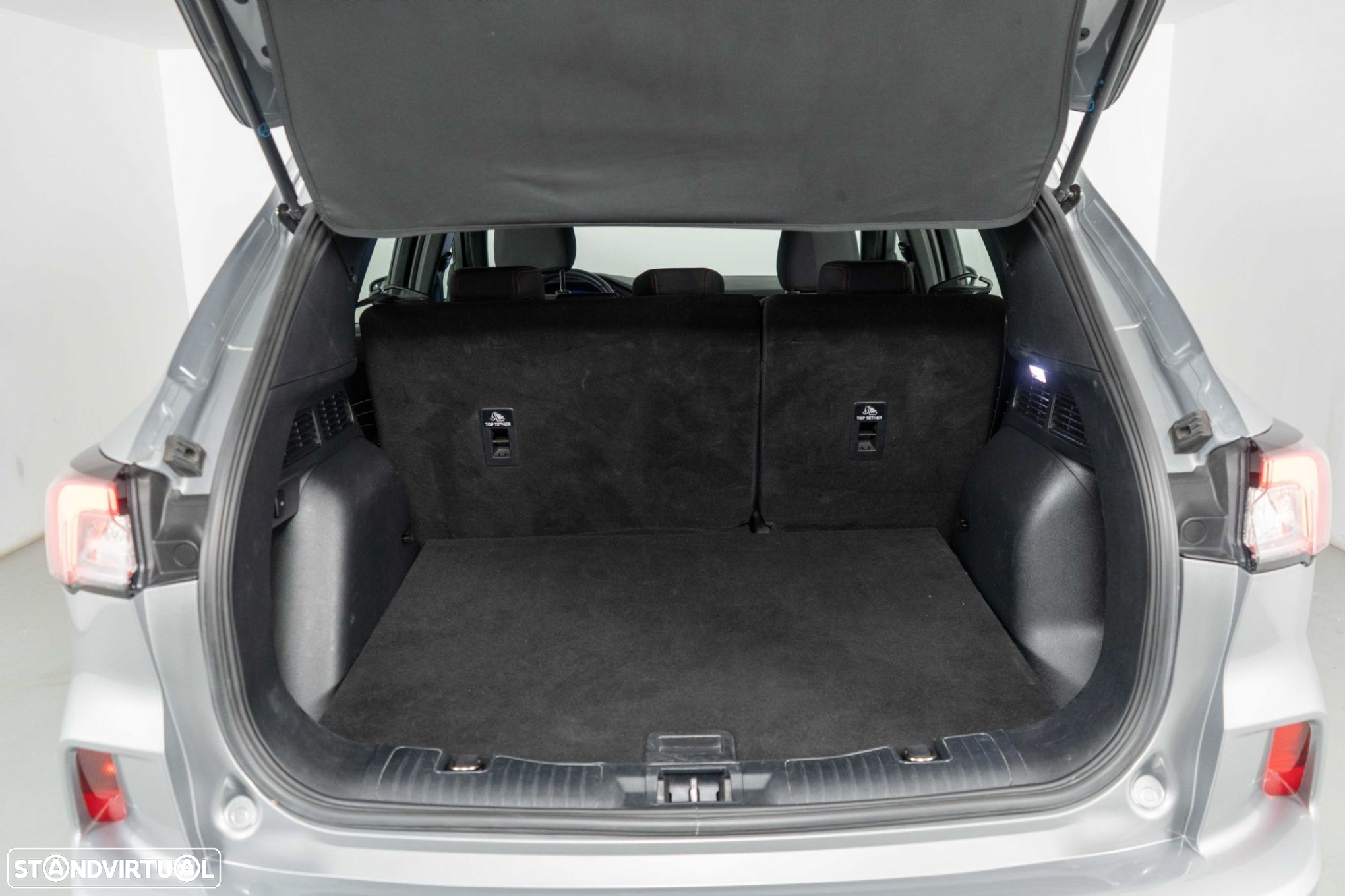 Ford Kuga - 11