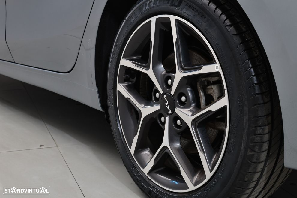 Kia Ceed SW 1.0 T-GDI Sport - 13