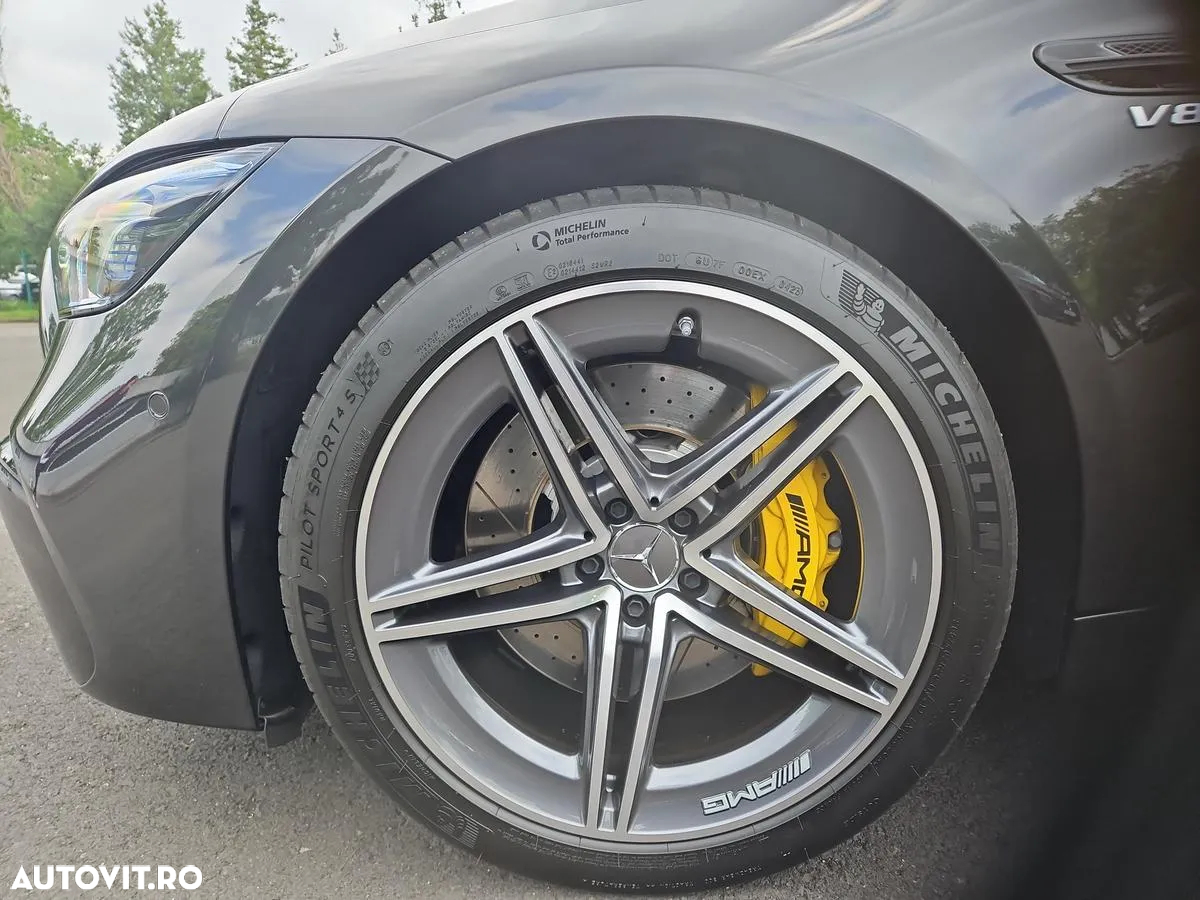 Mercedes-Benz AMG GT 63 4MATIC+ Coupe - 9