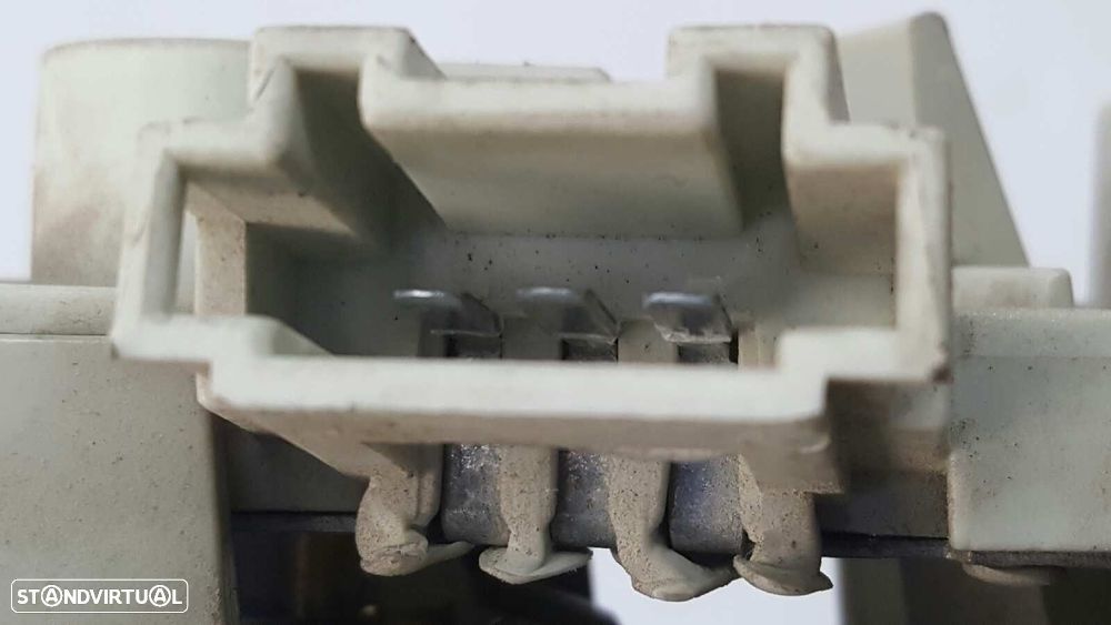 FAROLIM TRASEIRO ESQUERDO MERCEDES CLASE B (W245) 200 CDI (245.208) - 3