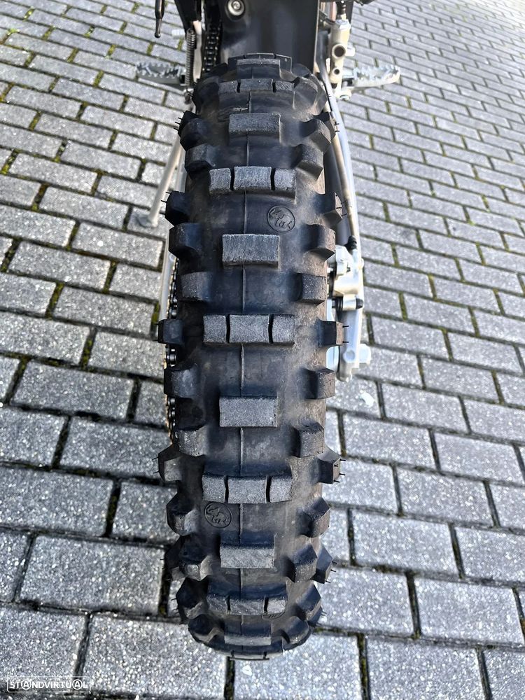 Husqvarna FE 350 4T  (230h) - 9