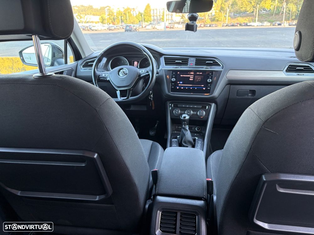 VW Tiguan Allspace - 12