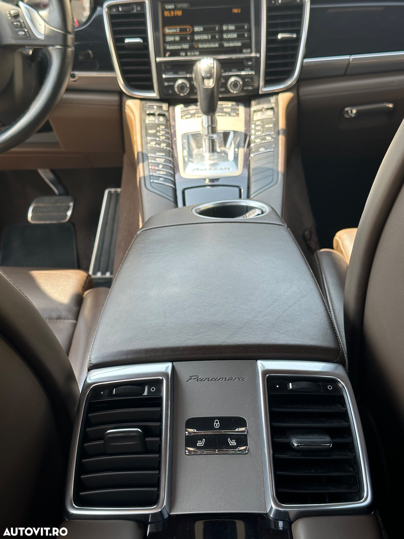 Porsche Panamera 3.0 Tiptronic S - 11