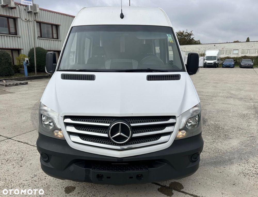 Mercedes-Benz Sprinter - 3