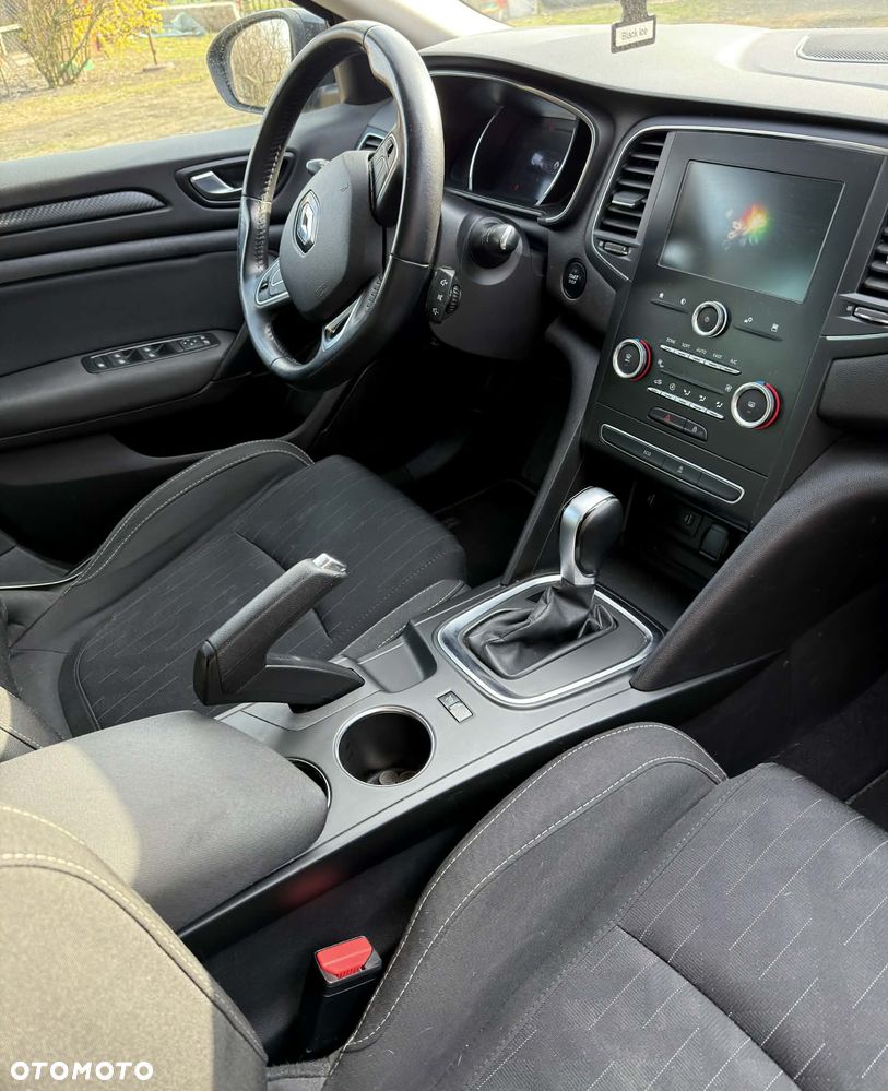 Renault Megane 1.3 TCe FAP Limited EDC - 8