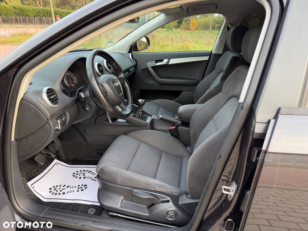 Audi A3 Sportback - 7